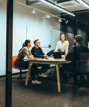 Move, Manage & Modernize your Workloads with OpenShift Virtualization